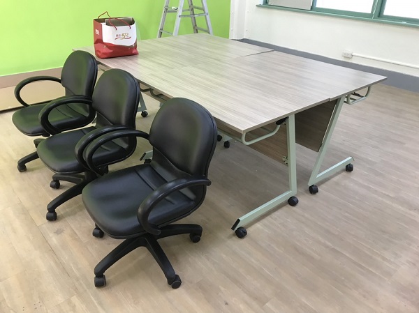 辦公桌椅給予工作人員更有效率的辦公能量