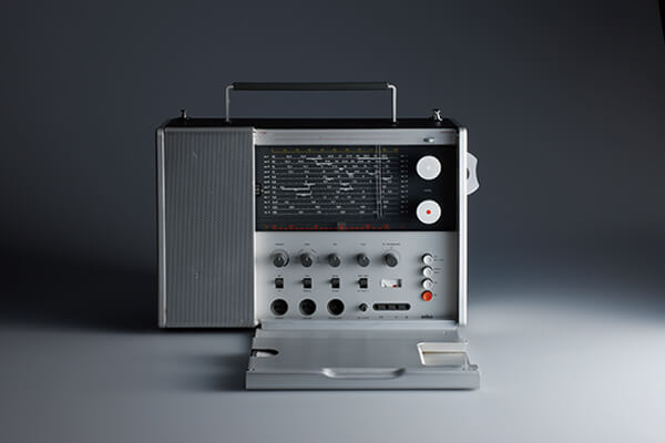 1965年所設計的TG60錄音機，清楚可見簡約設計主張