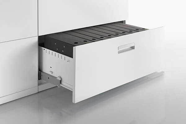 iStore系列鋼製櫃，讓辦公家具的配置更加的靈活化，延續震旦鋼櫃的經典，成功的賦與新生的價值！