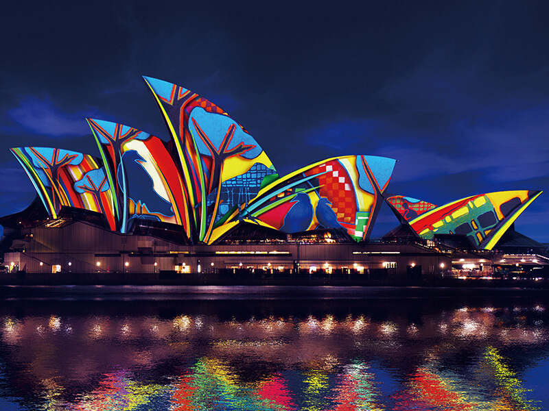「繽紛雪梨」也將經典的城市地標——雪梨歌劇院，化為展出的場景之一。