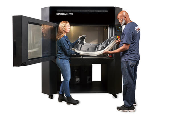 F770 3D列印機具有市面上最長的全加熱成型空間，適合列印大型零件。