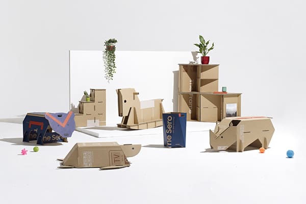 為了鼓勵創意，三星甚至與知名的設計媒體《Dezeen》合作，舉辦紙箱環保包裝設計競賽，為Up-Cycle概念作出有趣的示範。 