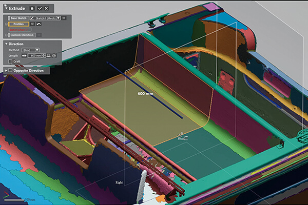 於成功大學舉辦的大尺寸3D掃描實戰技巧，現場讓與會者一同體驗使用HandySCAN Max掃描5公尺船身的驚人速度，並分享如 何快速完成船身3D建模的十大逆向技巧。