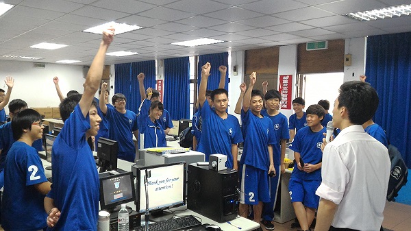 Fab Truck 3D列印入門｜北區台灣中華高中