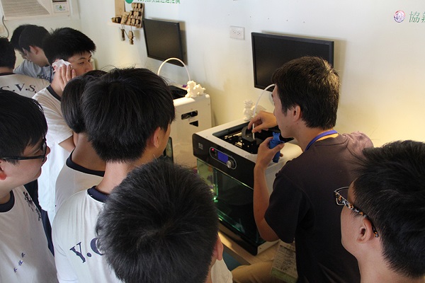 Fab Truck 3D列印入門｜北區豫章工商