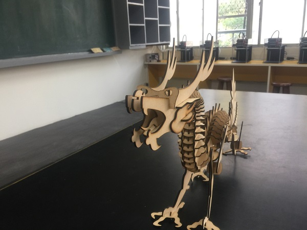 自造教育及科技中心｜台南新興國中ｘ3D列表機DIY