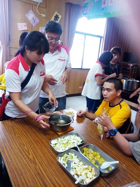 震旦OA永康 X 台南市私立長泰教養院|有愛無礙.情暖端午 震旦OA永康 X 台南市私立長泰教養院|有愛無礙.情暖端午