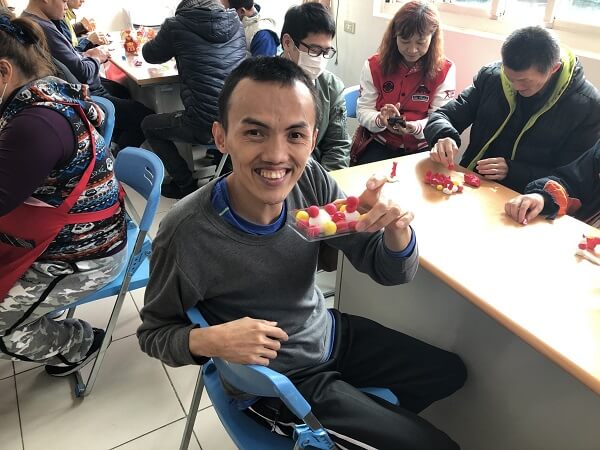 震旦OA楊梅 X 桃園市私立聖愛教養院|陪伴,是「鼠一鼠二」的快樂 震旦OA楊梅 X 桃園市私立聖愛教養院|陪伴,是「鼠一鼠二」的快樂