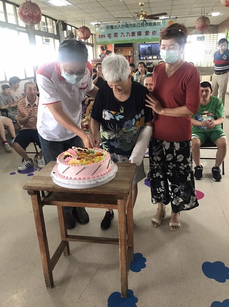 震旦OA永康 X 財團法人台南市私立長泰教養院|九九重陽.愛你久久 震旦OA永康 X 財團法人台南市私立長泰教養院|九九重陽.愛你久久