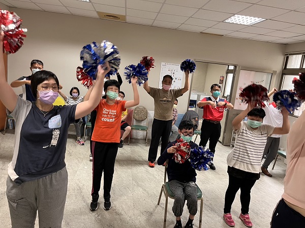 震旦OA清水 X 台中市私立康家社會福利慈善基金會|團體舞蹈活動 震旦OA清水 X 台中市私立康家社會福利慈善基金會|團體舞蹈活動