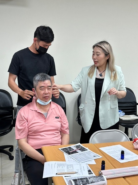 震旦OA南台南 X 社團法人台南市容愛關懷服務協會_用芳療找回長輩的笑容與健康 震旦OA南台南 X 社團法人台南市容愛關懷服務協會_用芳療找回長輩的笑容與健康