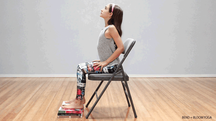 運用人體工學辦公椅輕鬆伸展，消除工作疲勞