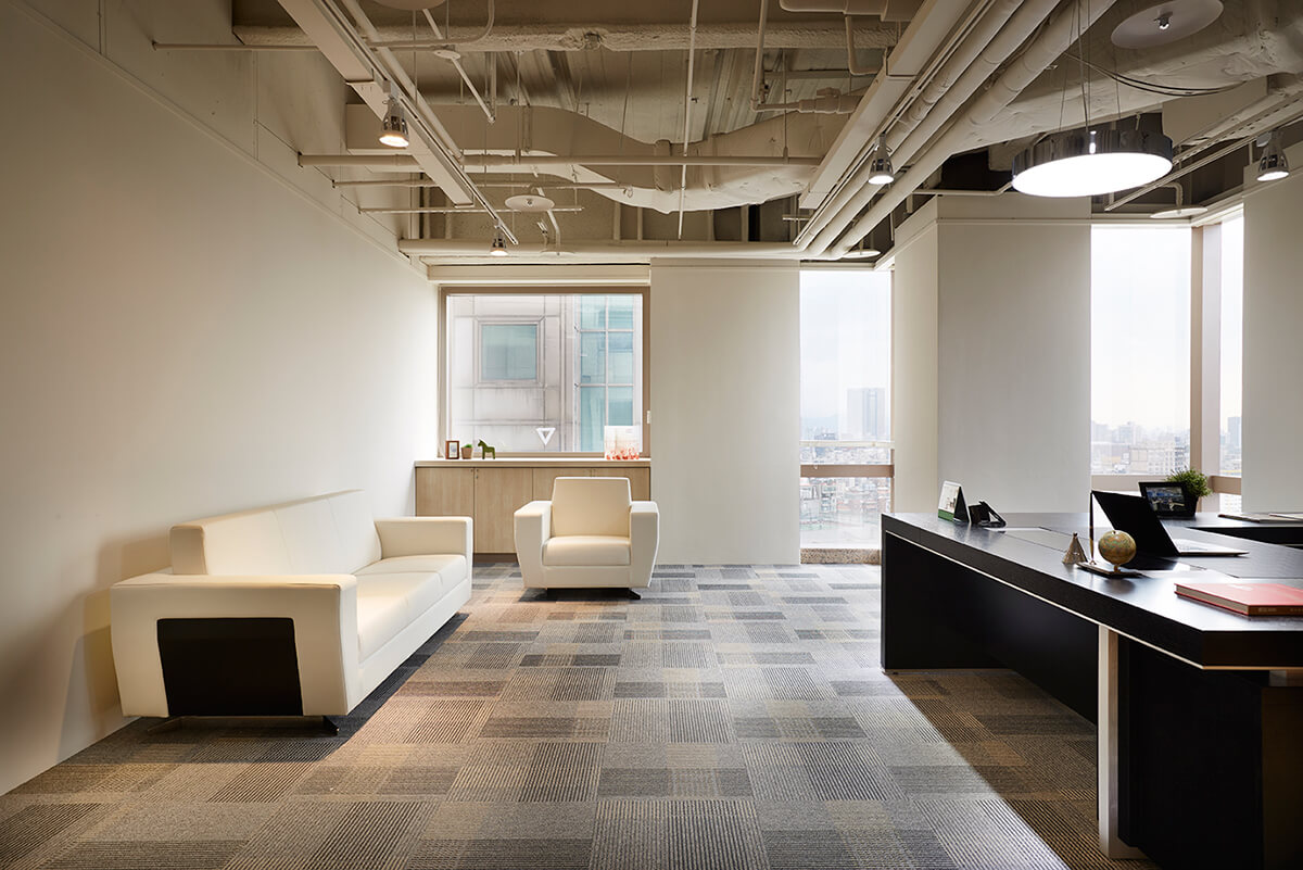 辦公室設計加入居家裝潢元素，充滿生氣開創不同樣貌