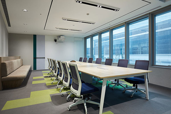 想換辦公桌?3款OA辦公桌推薦|附錄會議桌介紹 想換辦公桌?3款OA辦公桌推薦|附錄會議桌介紹