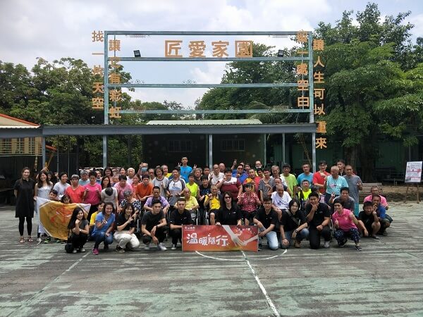 震旦家具東台南 X 高雄市生命源全人關懷協會|包春捲關懷送暖活動 震旦家具東台南 X 高雄市生命源全人關懷協會|包春捲關懷送暖活動