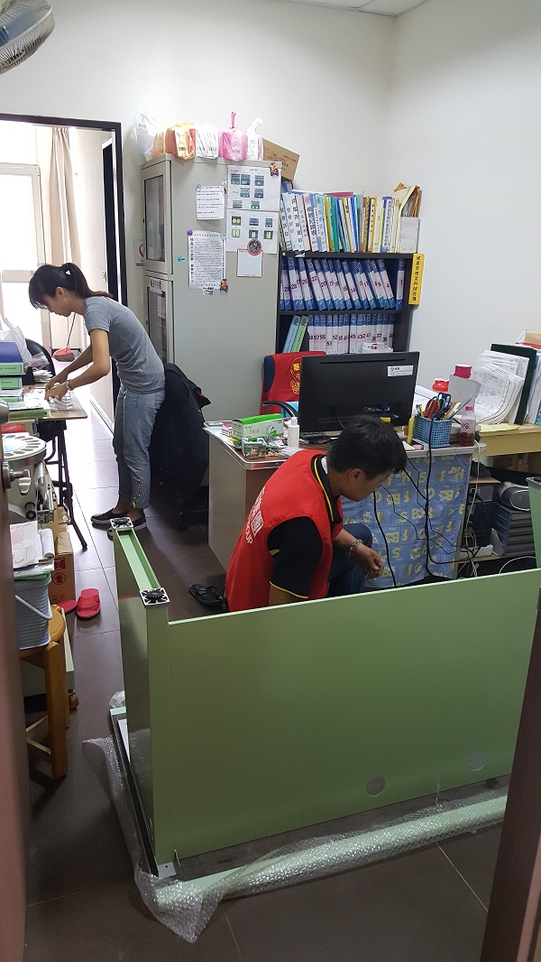 【公益捐贈】財團法人苗栗縣私立華嚴啟能中心 震旦集團捐贈全新檔案櫃,讓機構擁有舒適優質的辦公環境