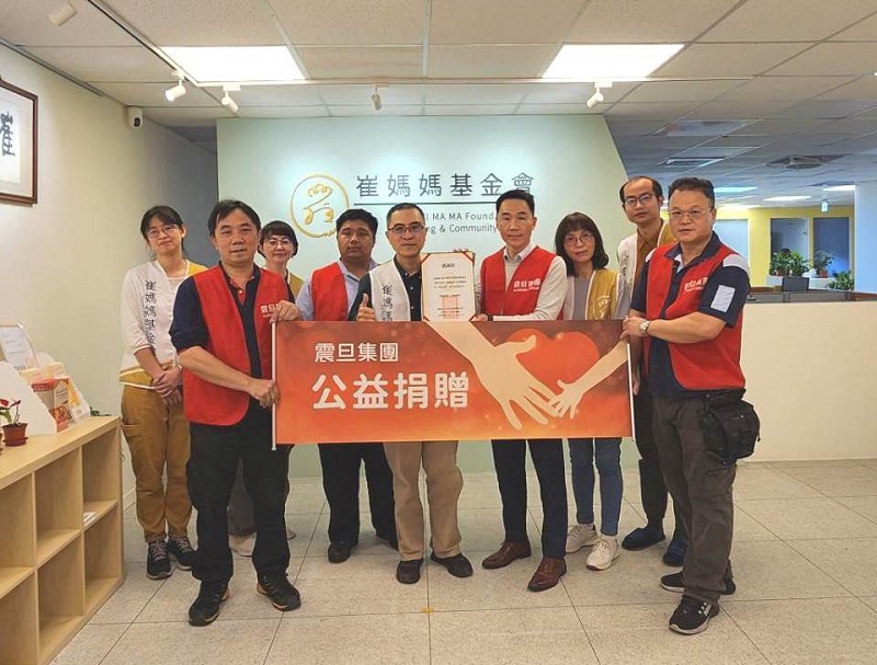 【公益捐贈】財團法人台北市崔媽媽基金會_協助打造辦公環境 提高服務能量 震旦OA中正分公司潘柏維資深經代表集團捐贈辦公家具。