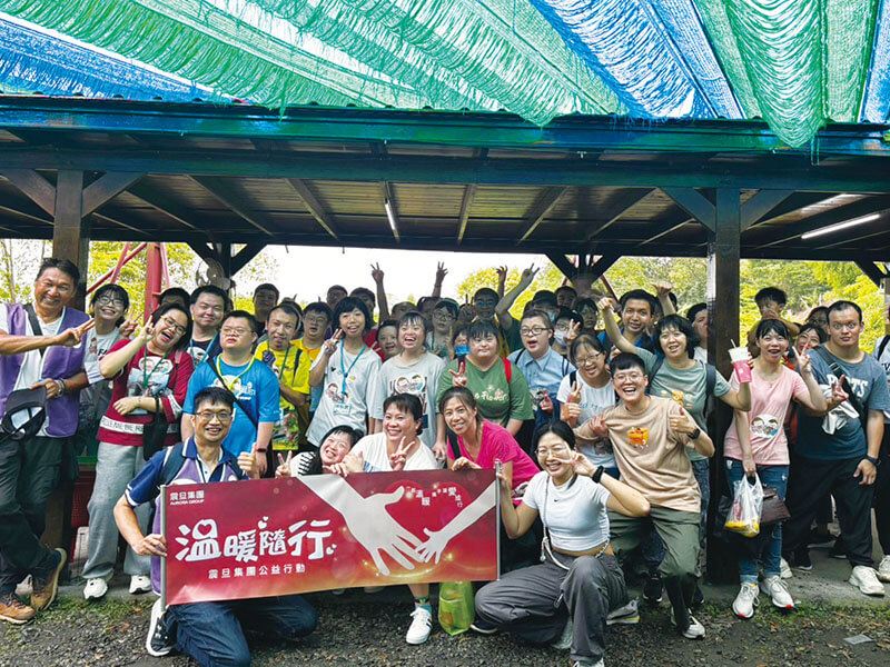 震旦人公益行動「溫暖隨行」— 用心傳遞溫暖,讓愛不孤單 震旦人公益行動「溫暖隨行」— 用心傳遞溫暖,讓愛不孤單