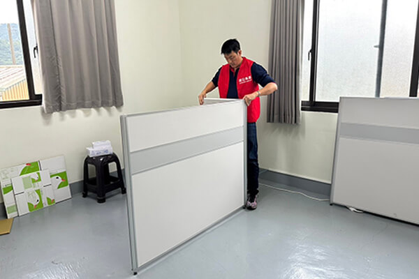 震旦人公益行動「溫暖隨行」 點亮希望 傳遞真情 震旦人公益行動「溫暖隨行」 點亮希望 傳遞真情