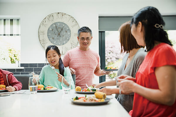 新春年假來臨 如何技巧吃、聰明動? 新春年假來臨 如何技巧吃、聰明動?