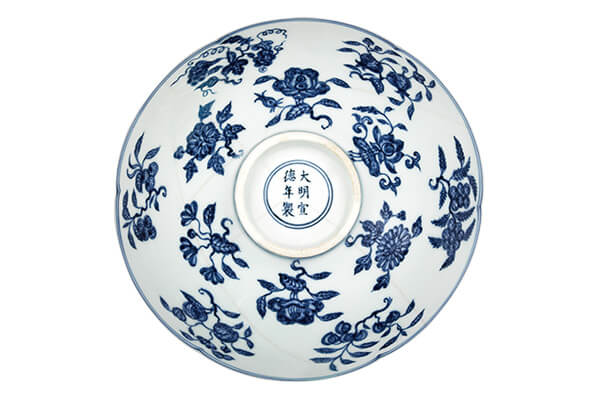 古器物學講座—— 明宣德青花瓷研究專題 ⑥ 折枝花卉紋樣稿形紋設計 古器物學講座—— 明宣德青花瓷研究專題 ⑥ 折枝花卉紋樣稿形紋設計
