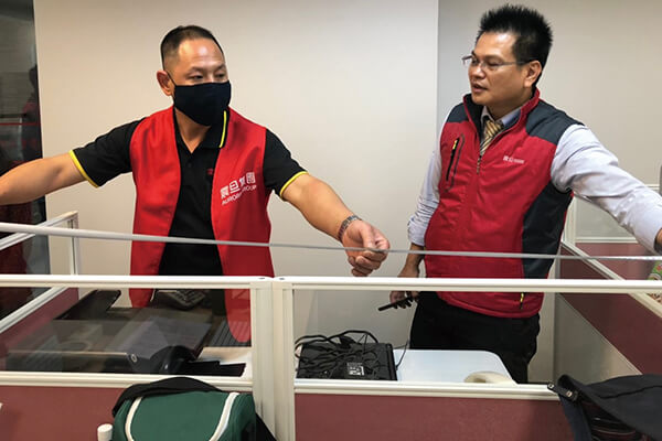 震旦人公益行動「溫暖隨行」 匯聚愛心,散發幸福曙光 震旦人公益行動「溫暖隨行」 匯聚愛心,散發幸福曙光