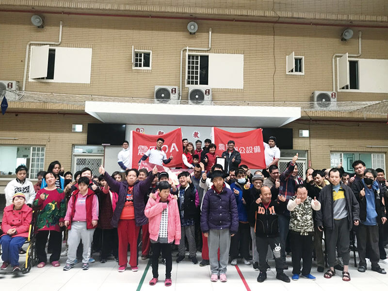 震旦人公益行動「溫暖隨行」 與愛同行!每個明天都有希望 震旦人公益行動「溫暖隨行」 與愛同行!每個明天都有希望