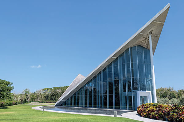 博物館設計➀—靜謐之光：峇里島薩卡博物館 摩登建築轉譯在地風情