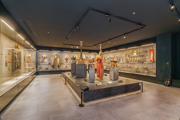 博物館設計➀—靜謐之光：峇里島薩卡博物館 摩登建築轉譯在地風情