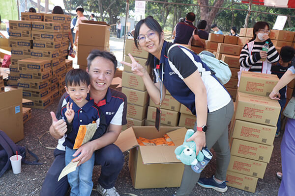 震旦人公益行動「溫暖隨行」落實關懷，攜手社會共好