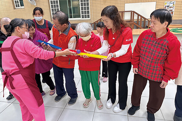 震旦人公益行動「溫暖隨行」落實關懷，攜手社會共好