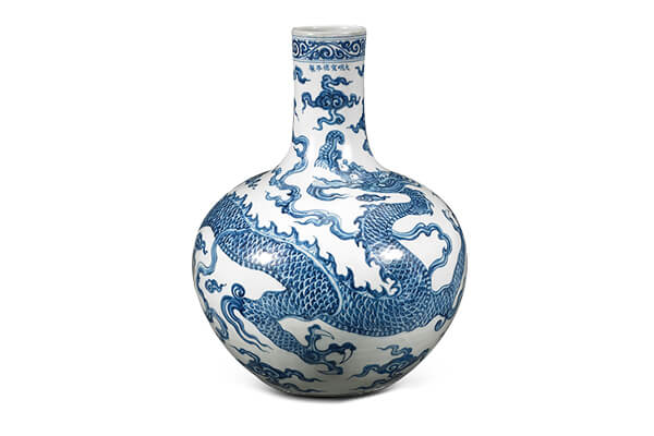 震旦博物館出版叢書介紹—明宣德青花瓷鑑賞