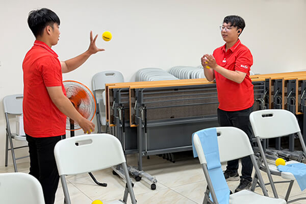 震旦人公益行動「溫暖隨行」— 點亮微光，愛不止息