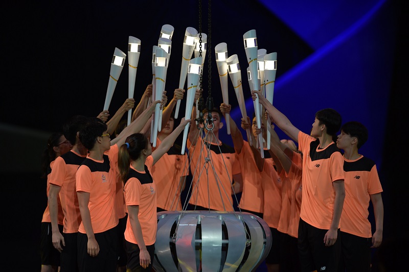 106年台灣大學全大運於5月6日(六)傍晚在台大綜合體育館舉行開幕典禮